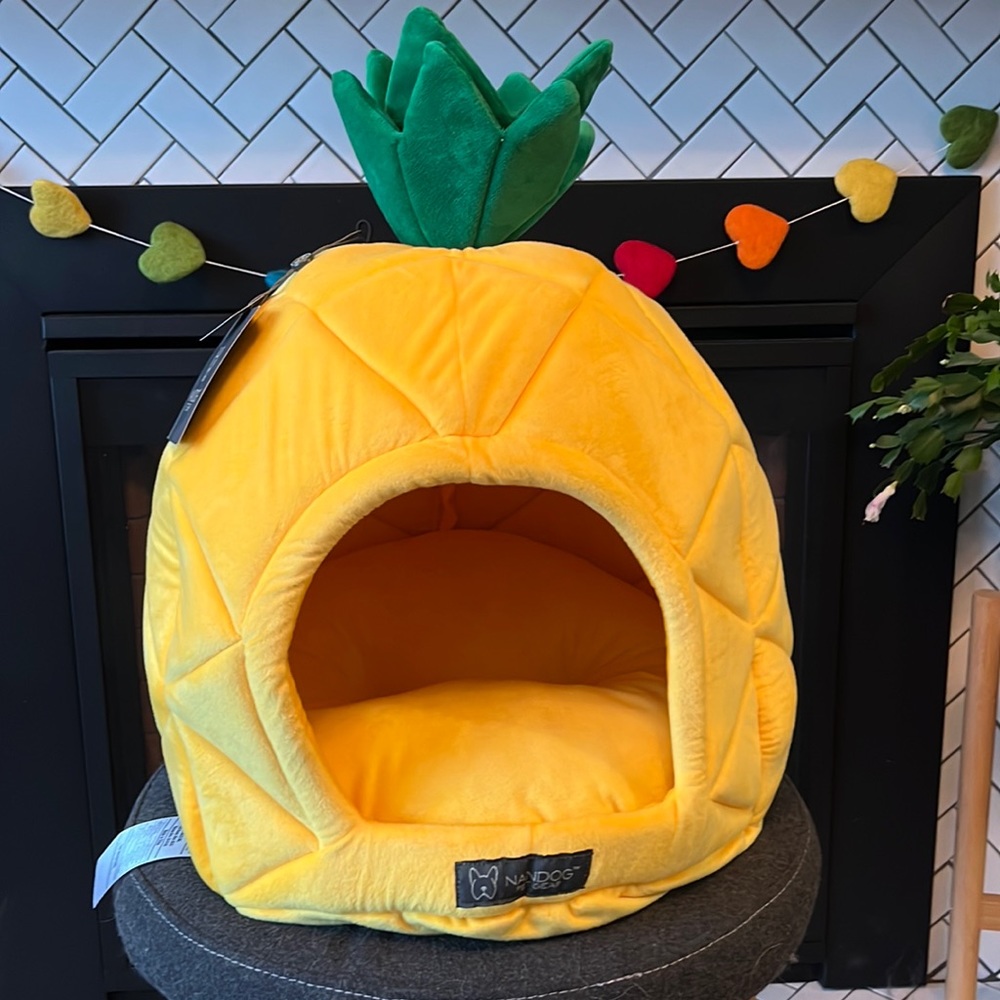 Adorable pineapple shaped pet bed for small animals. New with tags.